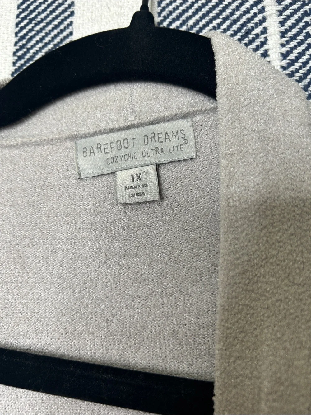 Barefoot Dreams Cozy Chic Ulta Lite Cardigan - Picture 2 of 4